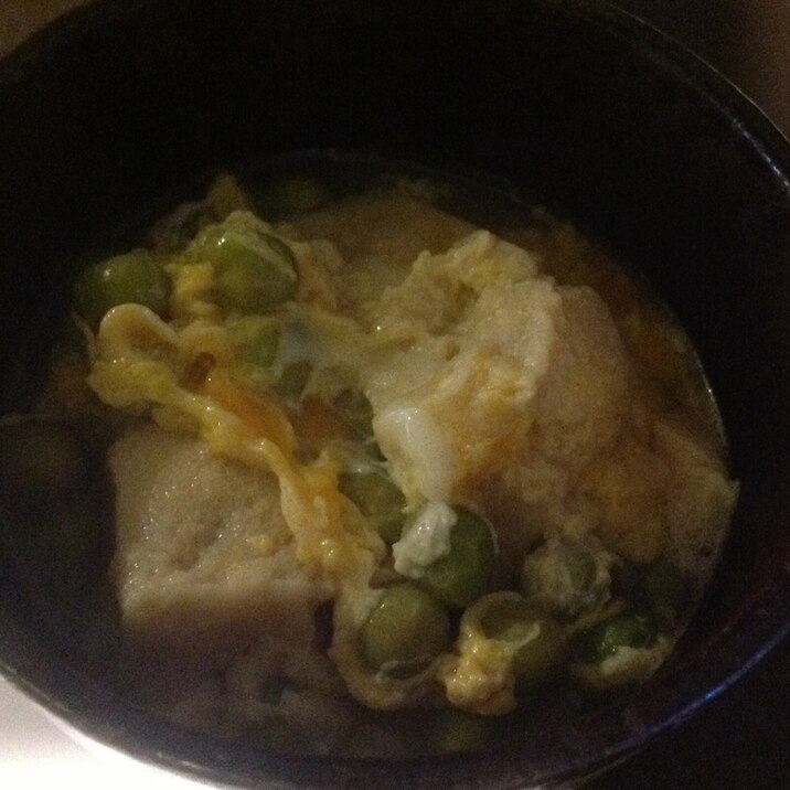 えんどう豆と冷凍豆腐の卵とじ